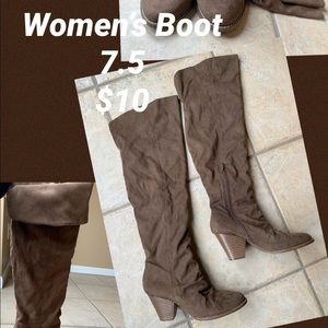 Women’s Brown Faux Suede Boot Cowboy Style